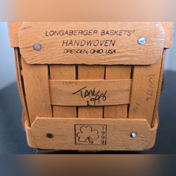 Longaberger 1999 Lots Of Luck St. Patrick's Day Basket w/ Lid And Liner - Picture 6 of 9